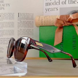 Picture of Bottega Veneta Sunglasses _SKUfw40542240fw